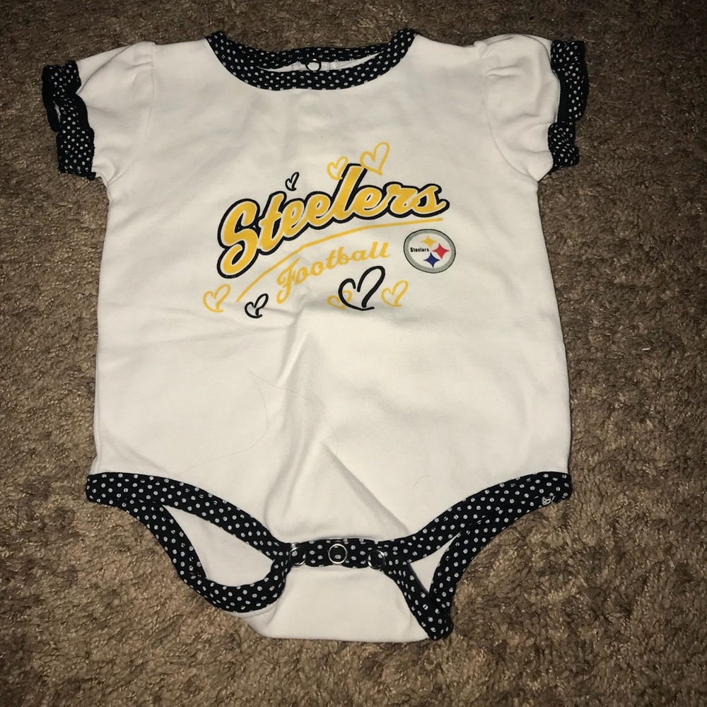 Pittsburgh Steelers NFL Girls Onesie 3/6 Months